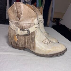 Sterling River Distressed Leather Fringe Studded Western Ankle Boots Womens 11